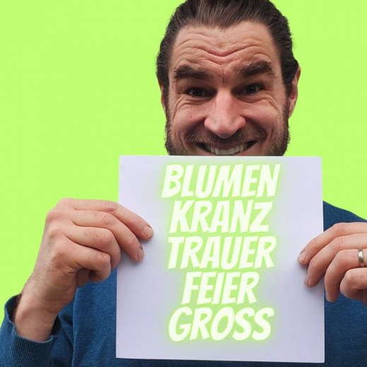 Blumenkranz-gross-Trauerfeier.jpg